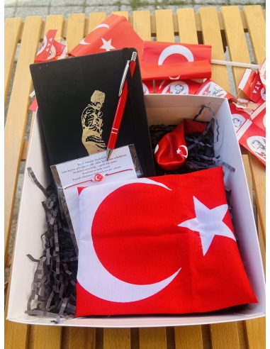 29 Ekim  Cumhuriyet Bayramı Hediye Kutusu
