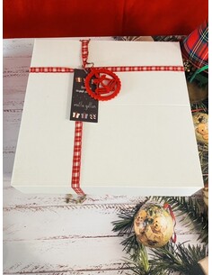 Yılbaşı Yeni Yıl Hediye Kutusu 45