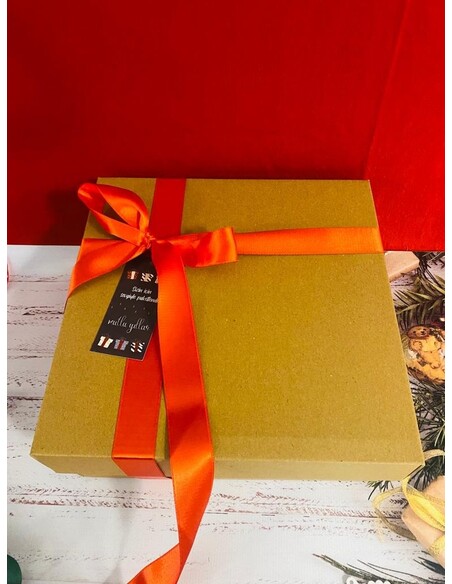 Yılbaşı Yeni Yıl  Boş Hediye Kutusu 57