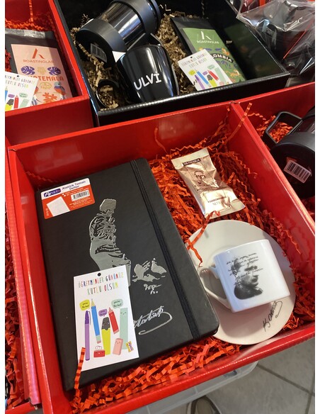 Öğretmenler Günü Hediye Kutusu